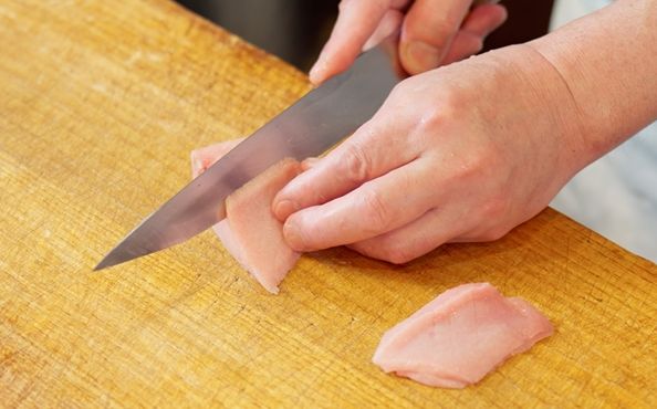 STEP 01: 魚の基本操作と握りの型